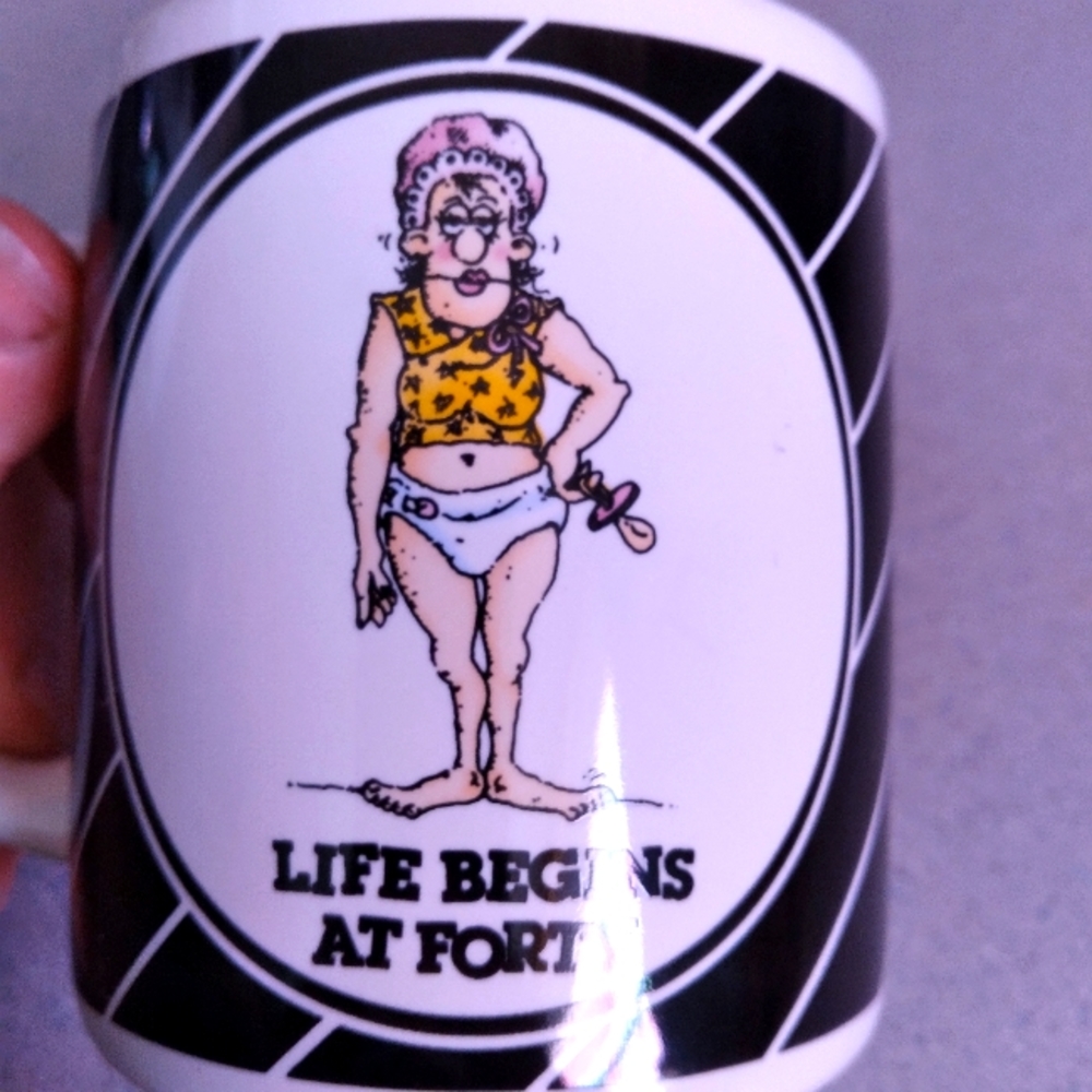 Ensconced Imports 1987 Vintage Mug.